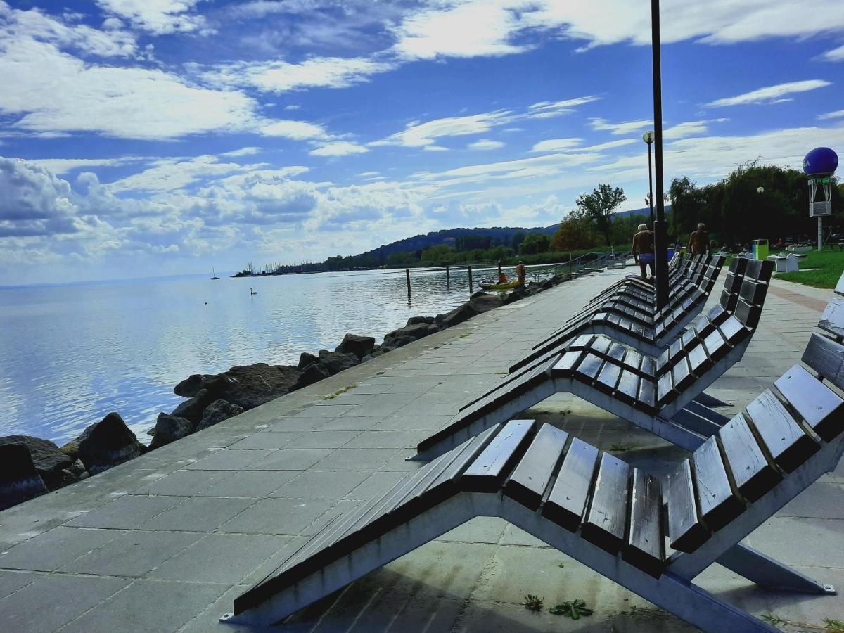 Harmonia Vendeghaz Lägenhet Balatonalmádi Exteriör bild